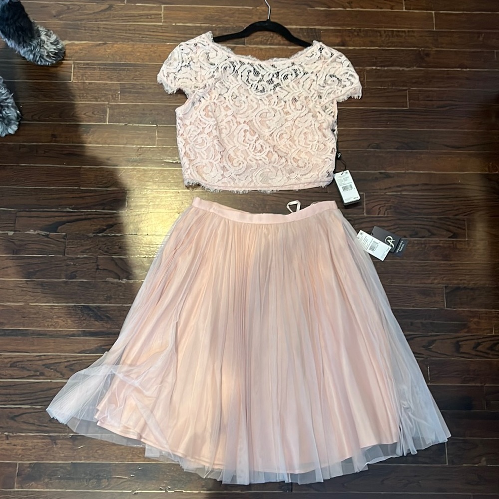 Adrianna Papell 2 Piece